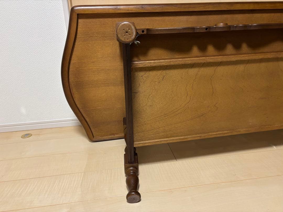 飛騨産業　キツツキ 木製 テーブル ブラウン