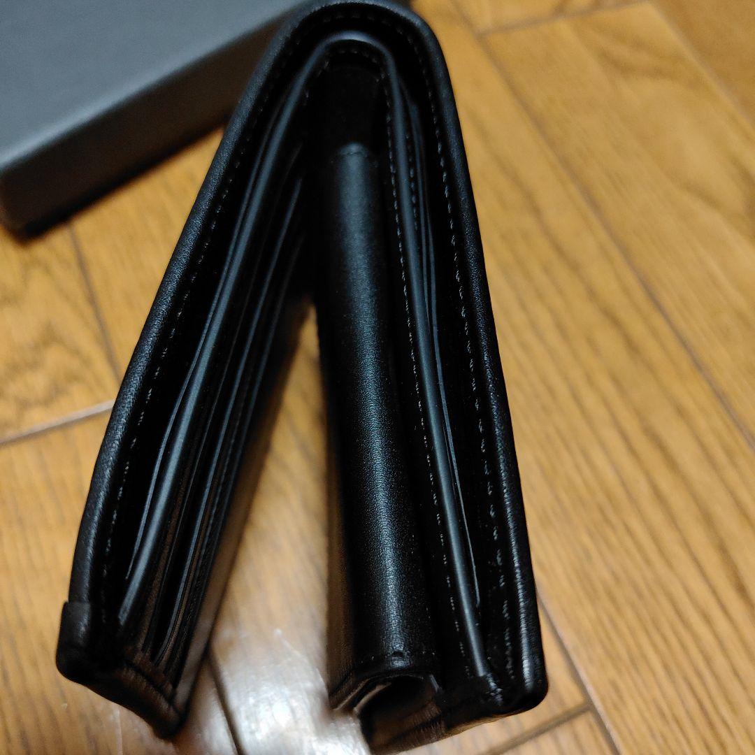 内*和様 『新品』TUMI 二つ折り財布