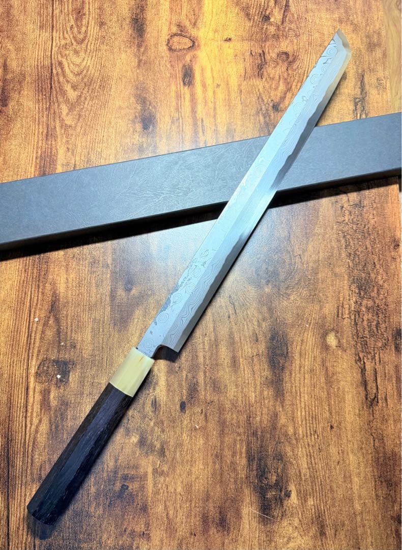 【堺打刃物】森本光一作　刺身 先丸　青ニ鋼 墨流し　　尺三寸　黒檀八角白水牛柄