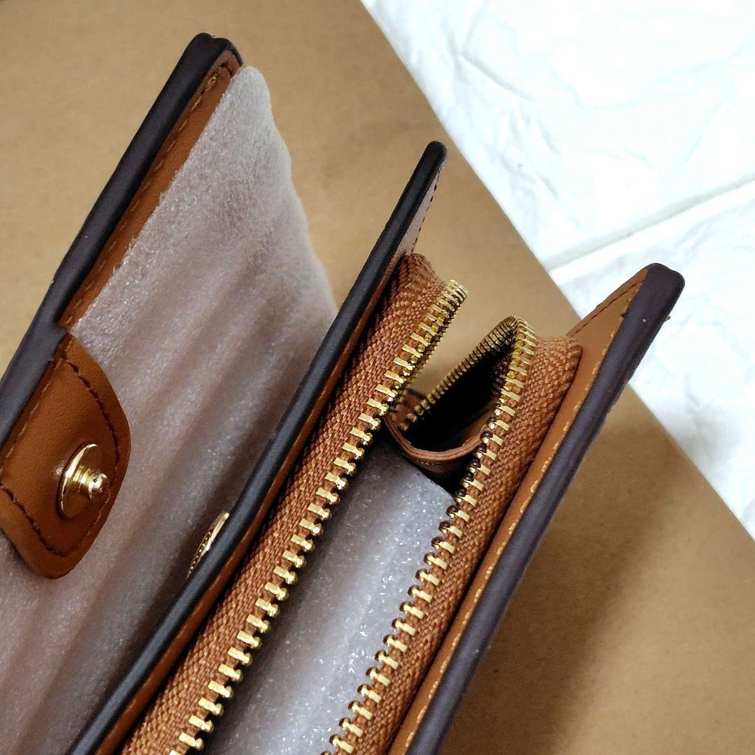 新品未使用⭐COACH ブラウン 二つ折り財布　シグネチャー　馬車ロゴ