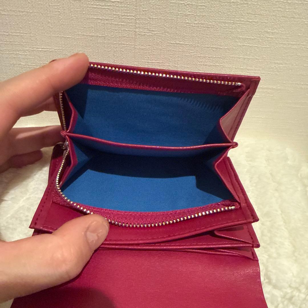 ホコモモラ 二つ折り 財布 牛革