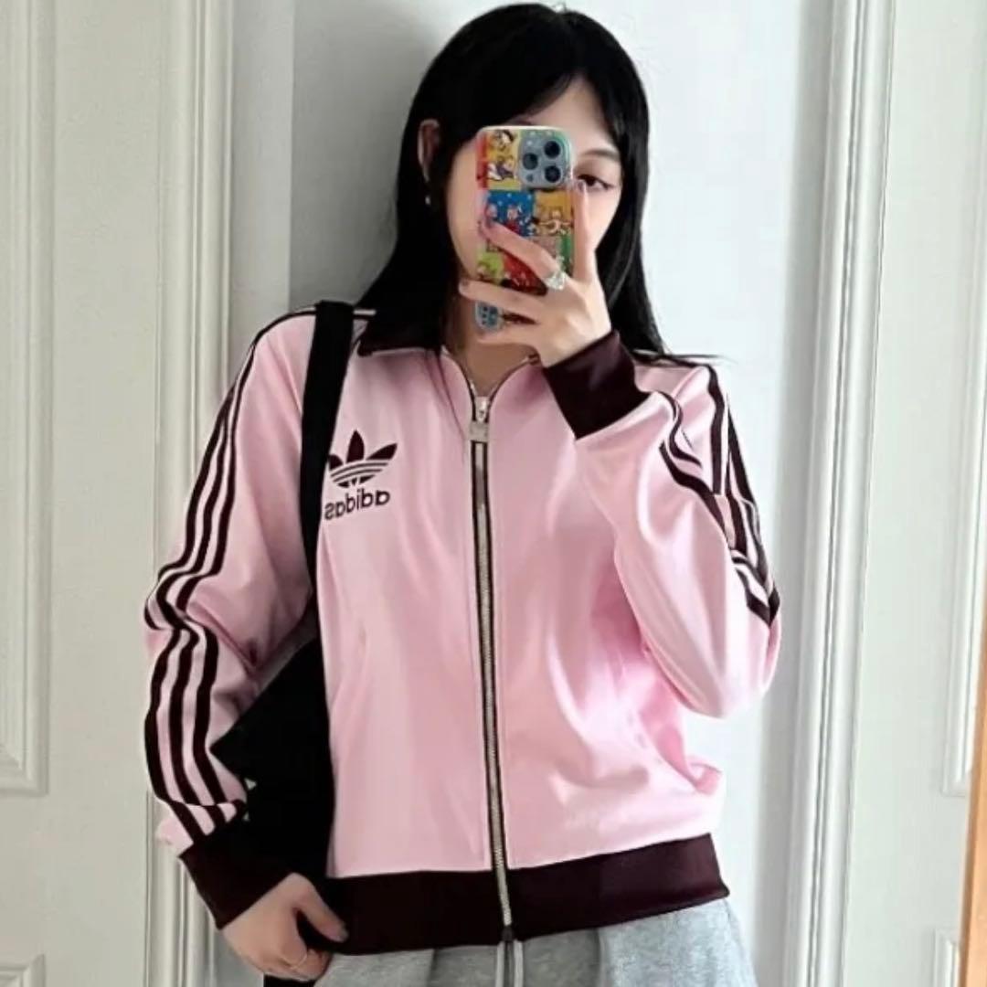 韓国限定⭐️新品S adidas トラックジャケット 刺繍ロゴ ピンク×ブラウン
