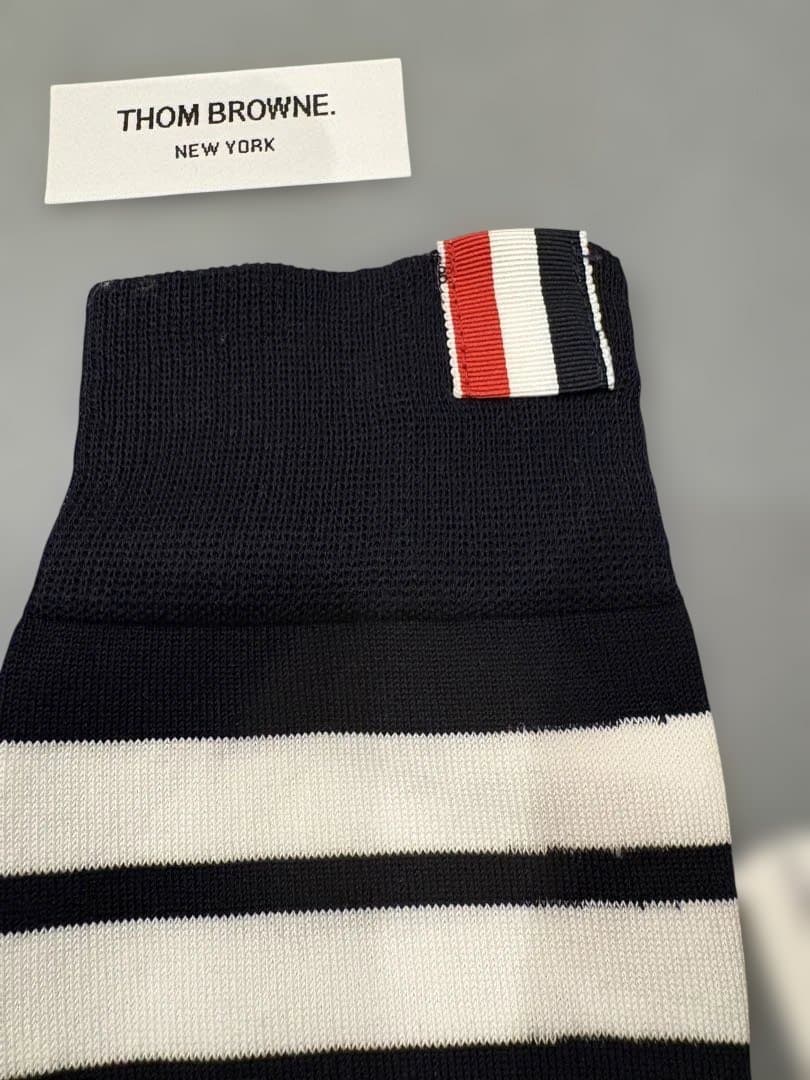 トムブラウン　靴下　ネイビー