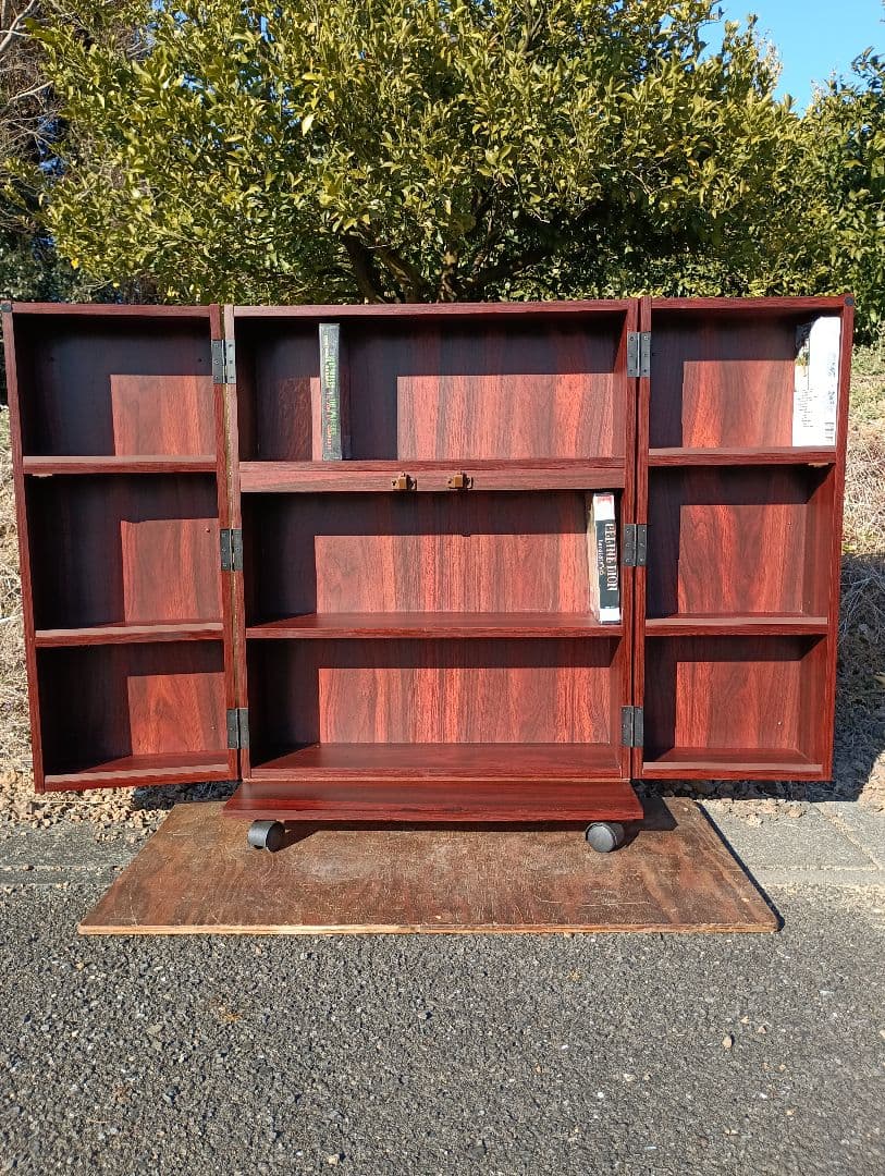 非売品　ヴィンテージ　収納ラック　棚　FUJI VHS ビデオテープ　１００本