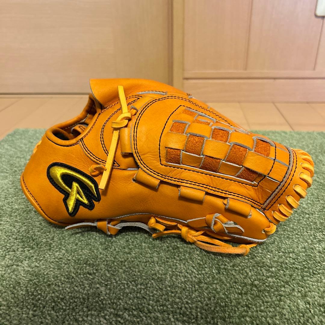 グロウ　軟式投手用　グラブ(最終値下げ)