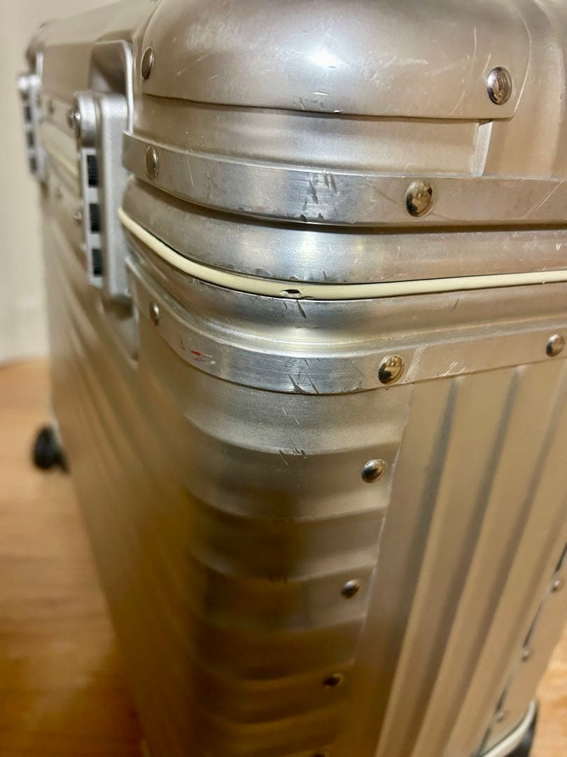 ✨【値下げ】リモワ　トパーズ　パイロット　4輪　トローリー　機内持込