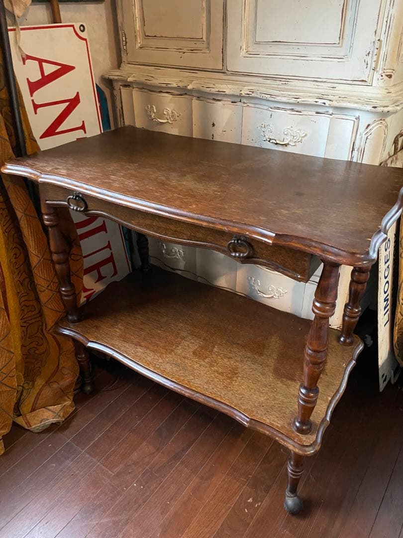 フランス　アンティーク　家具　二段　テーブル　飾り棚　トローリ　ワゴン　シェルフ