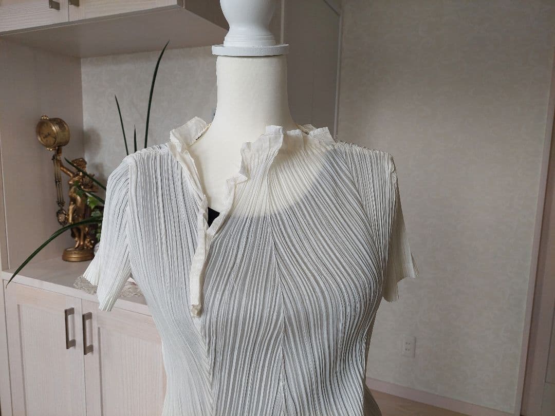 イッセイミヤケ ISSEY MIYAKE 切り替えプリーツ 半袖 難あり
