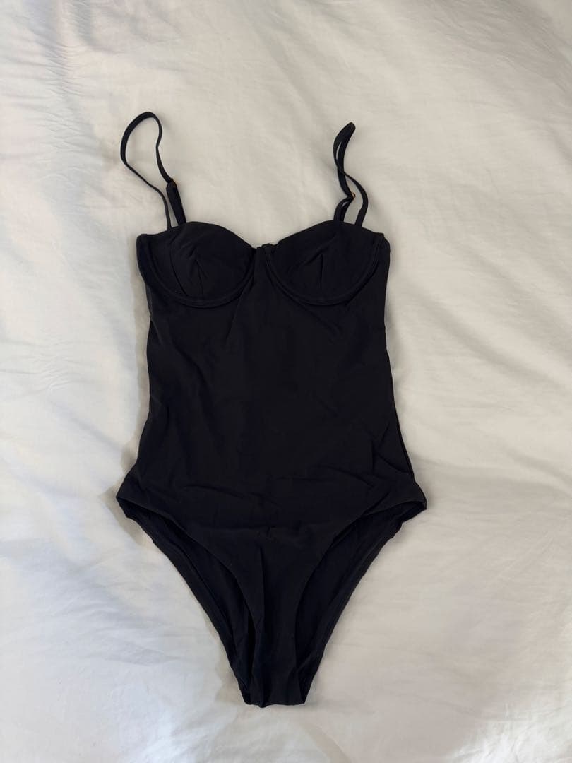 TOTEME ワンダーワイヤーワンピース水着