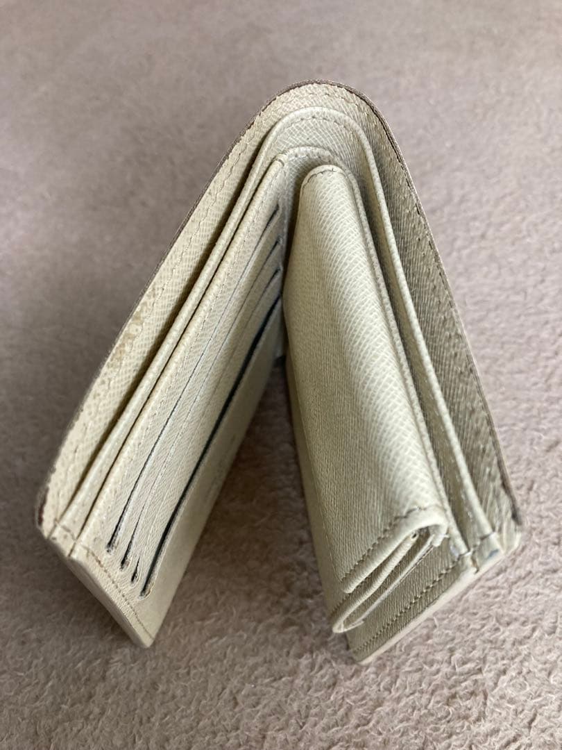 美品　LOUIS VUITTON　二つ折り財布　ダミエ　アズール