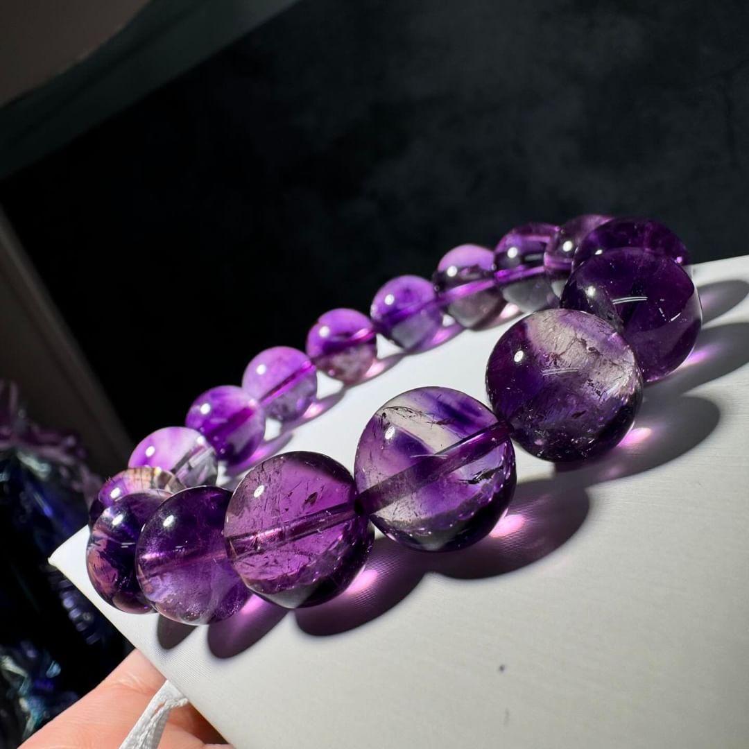 アメジストエレスチャル