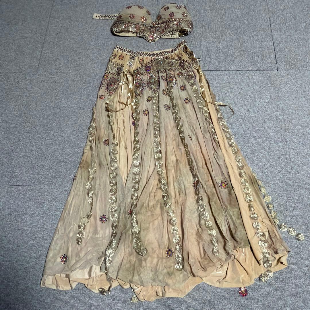 ベリーダンスセットアップ ベージュ