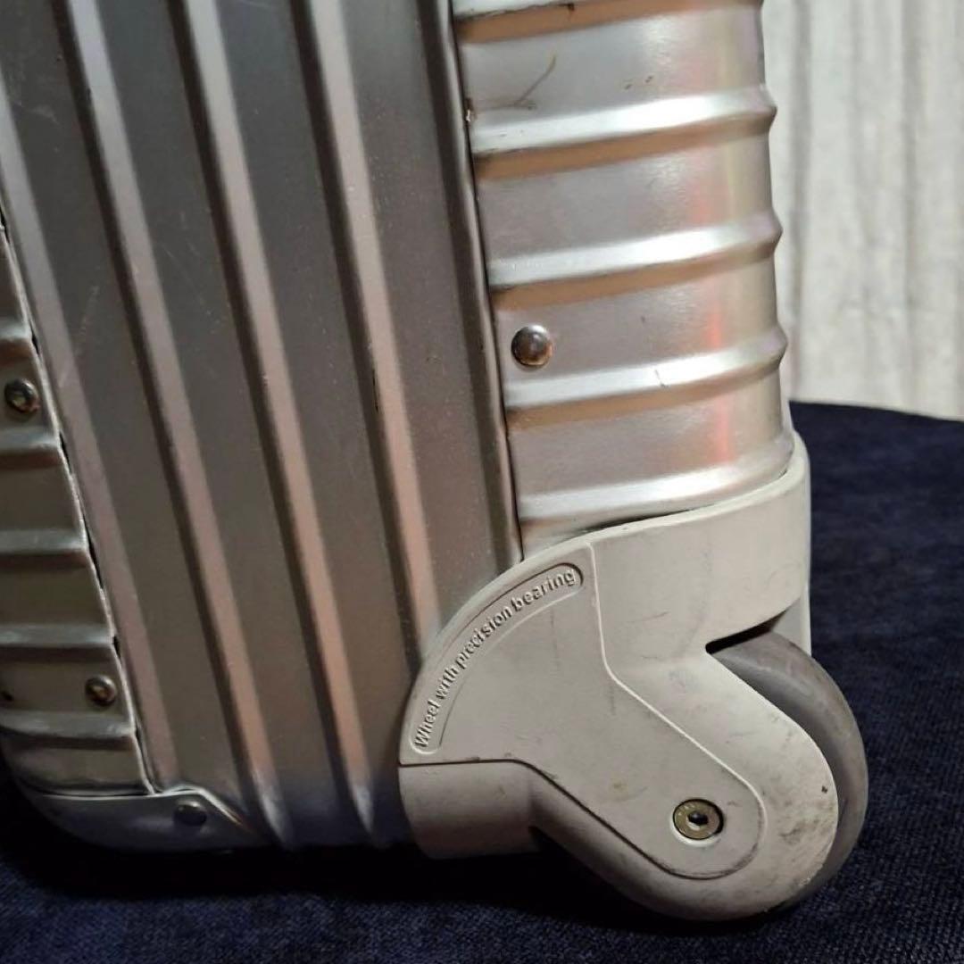 リモワ　パイロット　トロリー2輪　カナダ製