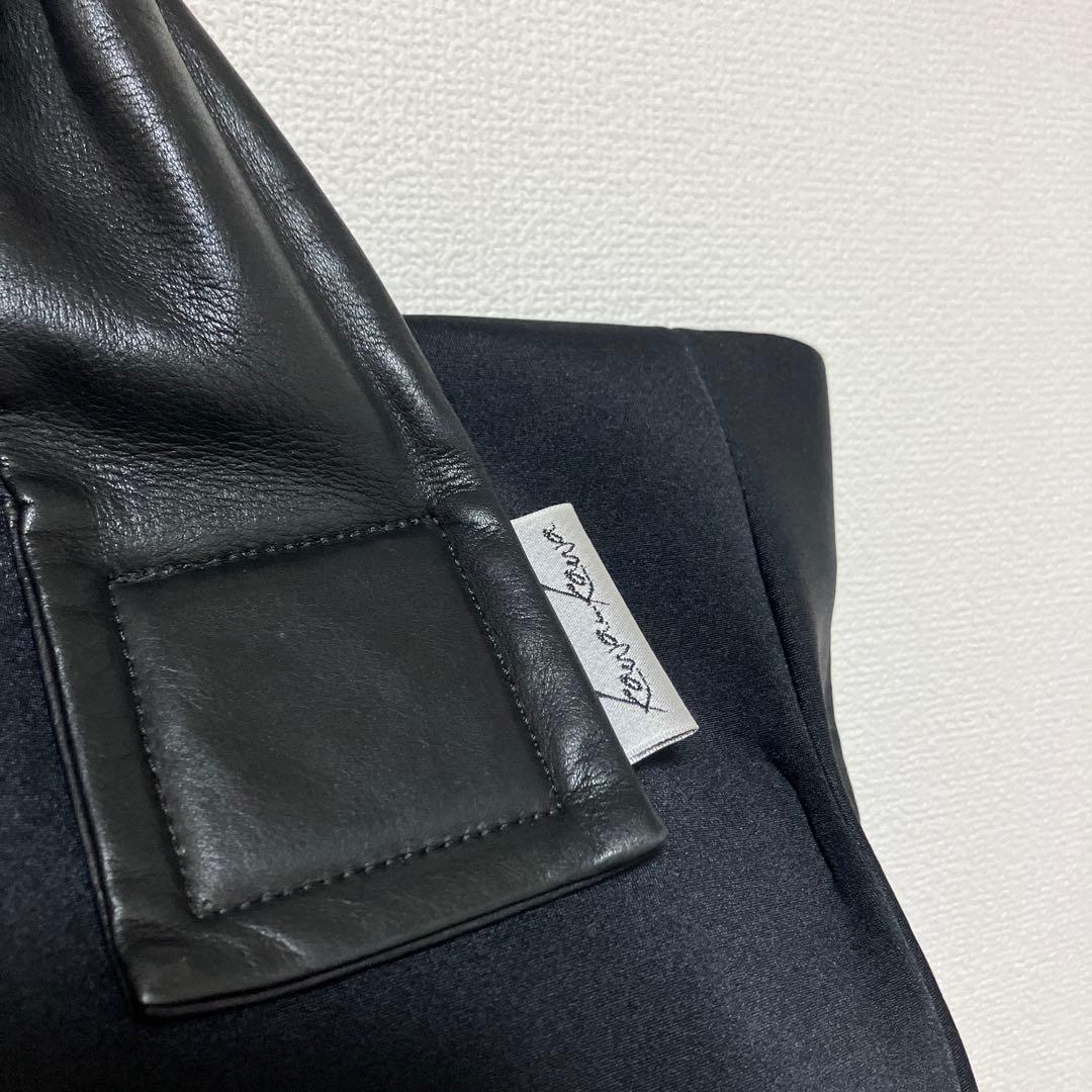 極美品✨kawa-kawa✨カワカワ✨ナイロントート✨黒✨A4✨日本製