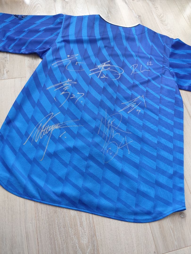 横浜 DeNA ベイスターズ サイン 入り ユニフォーム ビジター Lサイズ