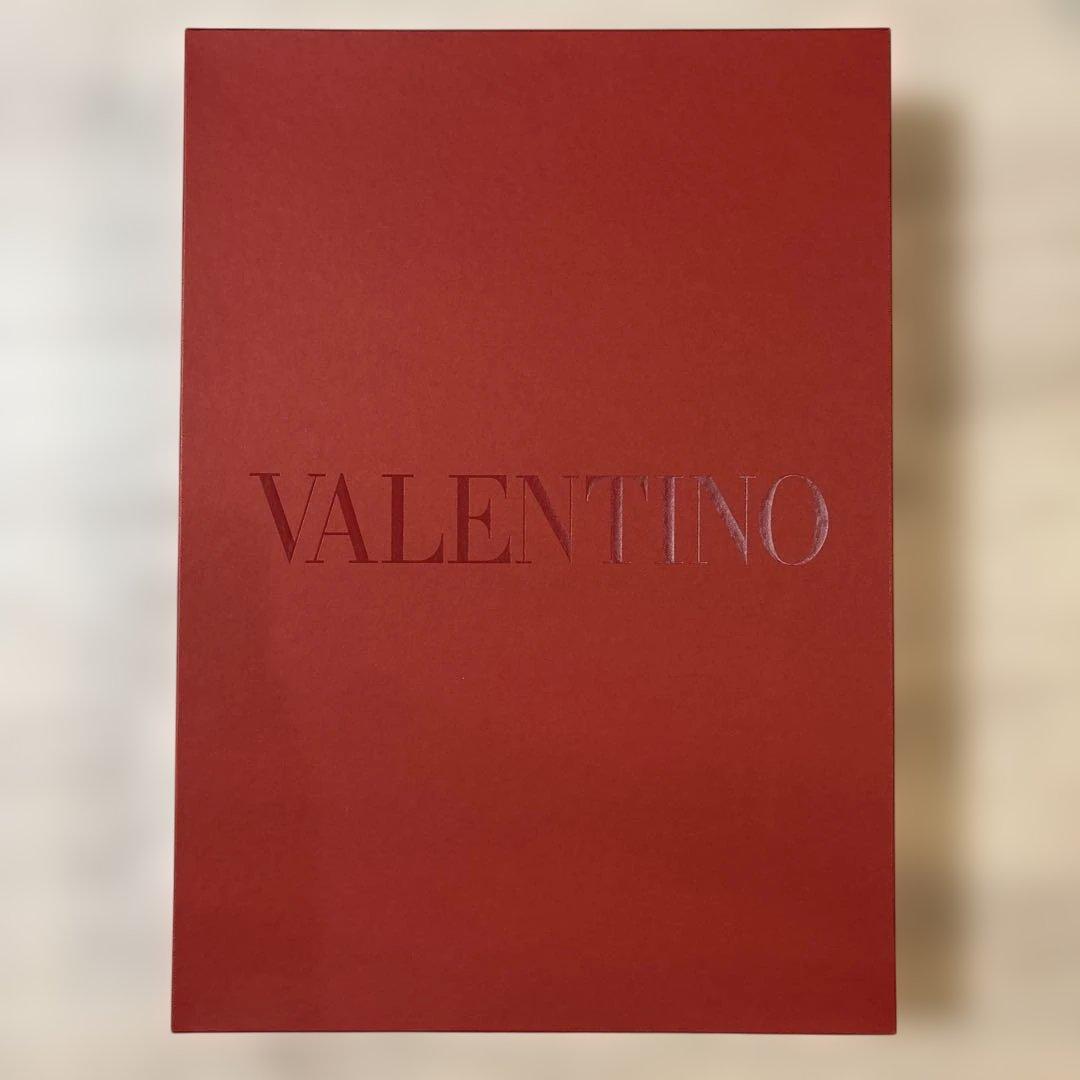 VALENTINO Vロゴ 総柄 大判 毛布 ブランケット