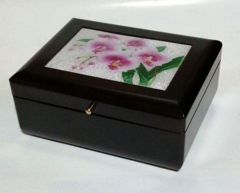 ★七宝焼き宝石箱　胡蝶蘭（オルゴール付き）★いい日旅立ち★彩光社★山口百恵★