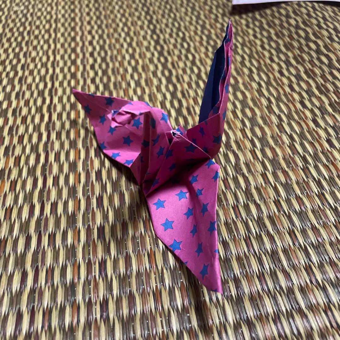 jdが足で作った折り鶴