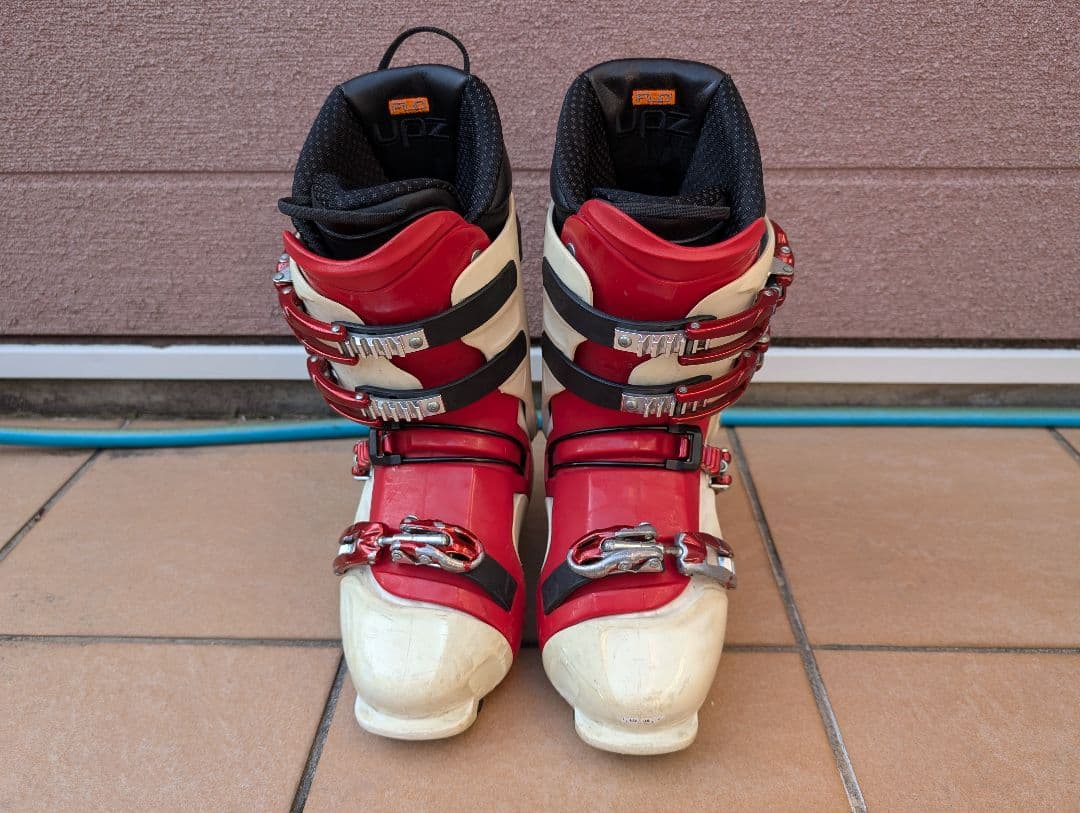 ディーラックス　アルペンブーツ　TRACK 700 25センチ