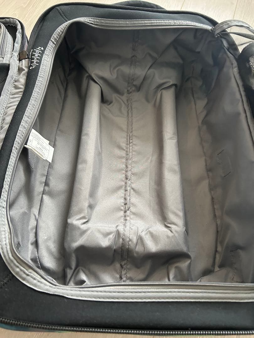 BURTON バートン　キャリーケース　ユズド