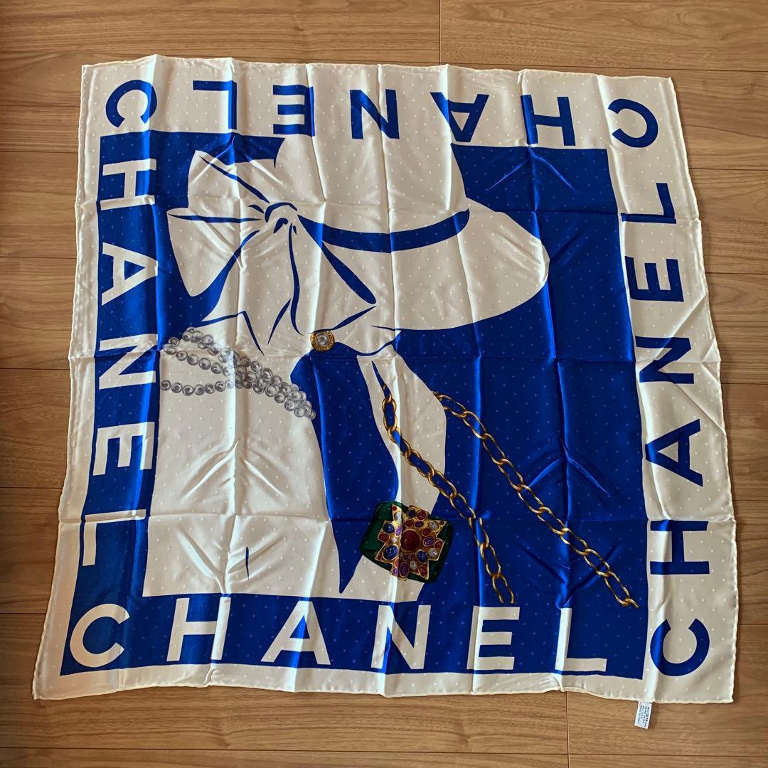 CHANEL　シャネルスカーフ　ココマーク マドモアゼル　絹100%