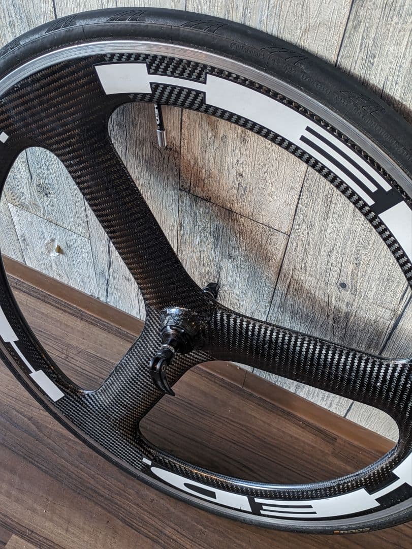 HED h3plusカーボンバトンホイール　フロント