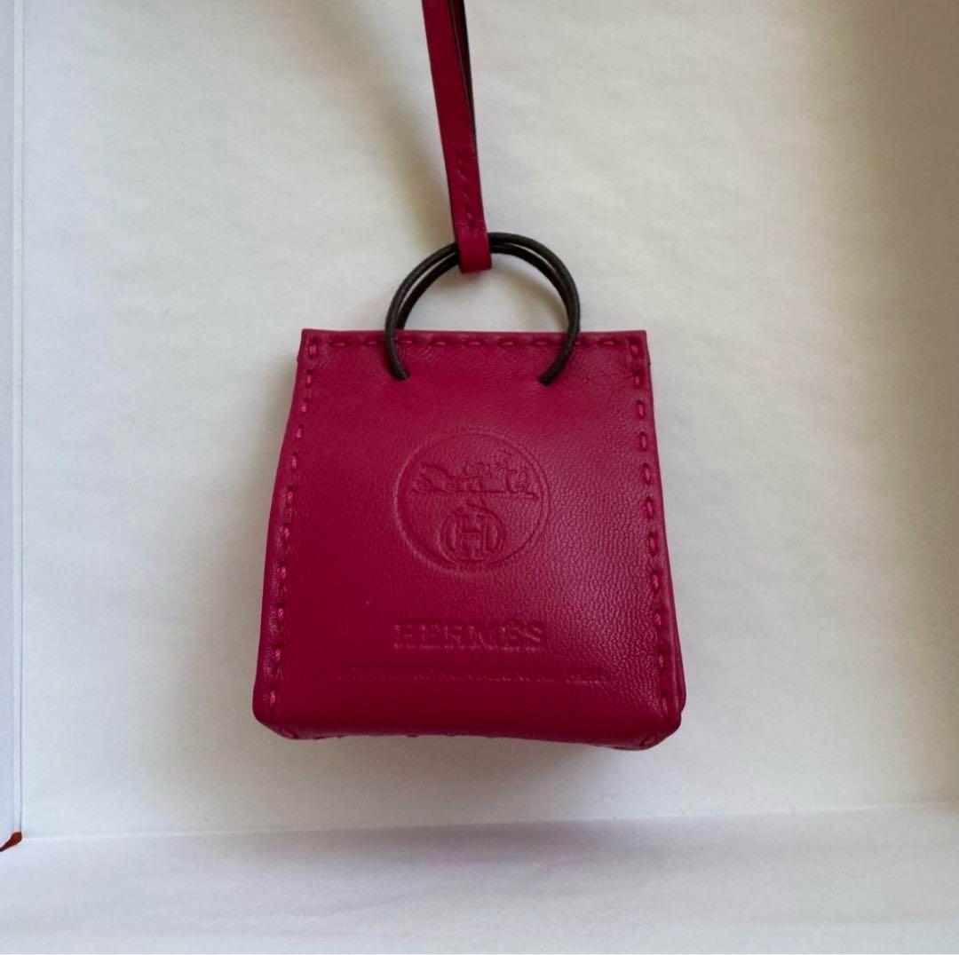 【新品未使用】HERMES チャーム サックオランジュ ピンク ローズメキシコ