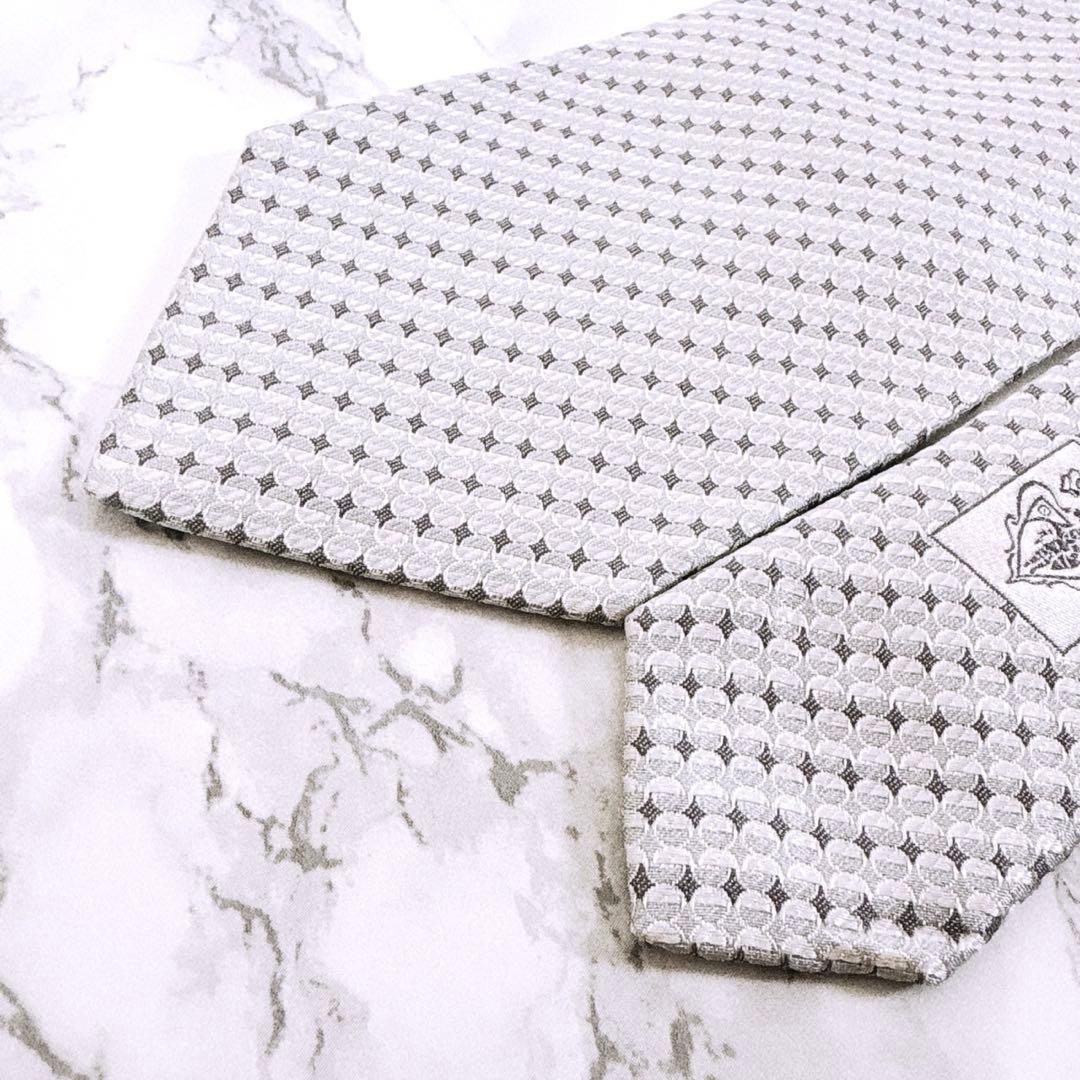 ✨未使用タグ付き✨GUCCI ドットストライプ　各シーンに万能重宝　ネクタイ