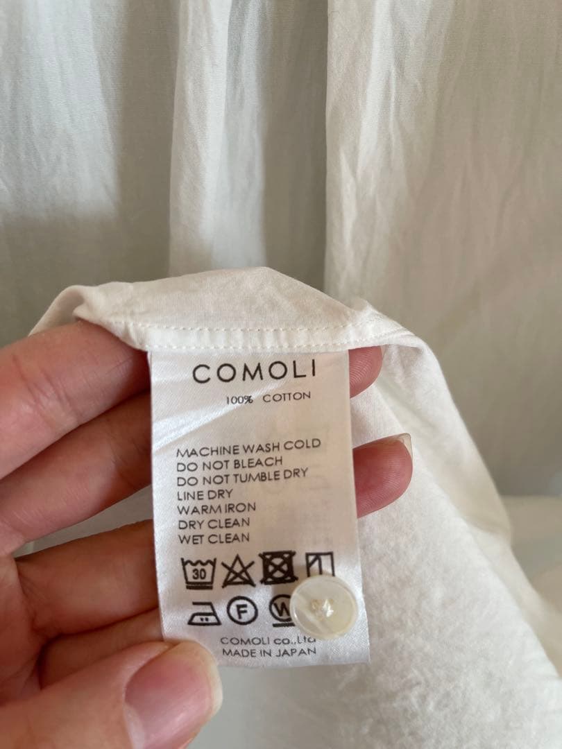 comoli シャツ3