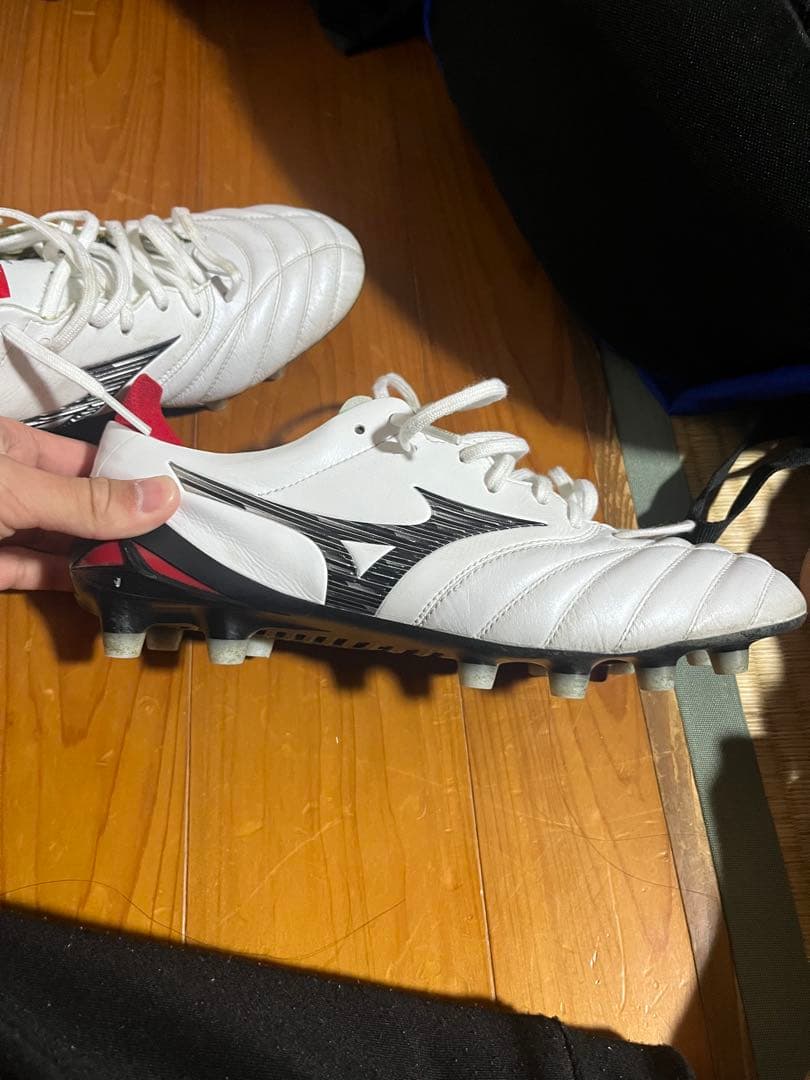 Mizuno サッカーシューズ スパイク ホワイト/ブラック/レッド