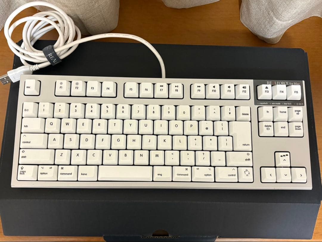 REALFORCE for Mac テンキーレス　R2TLSA-JP4M-WH