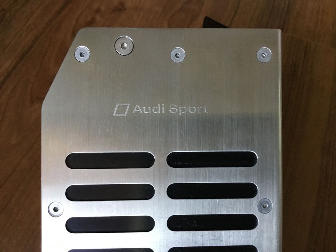 Audi アウディTT 8J フットレスト Audi Sport