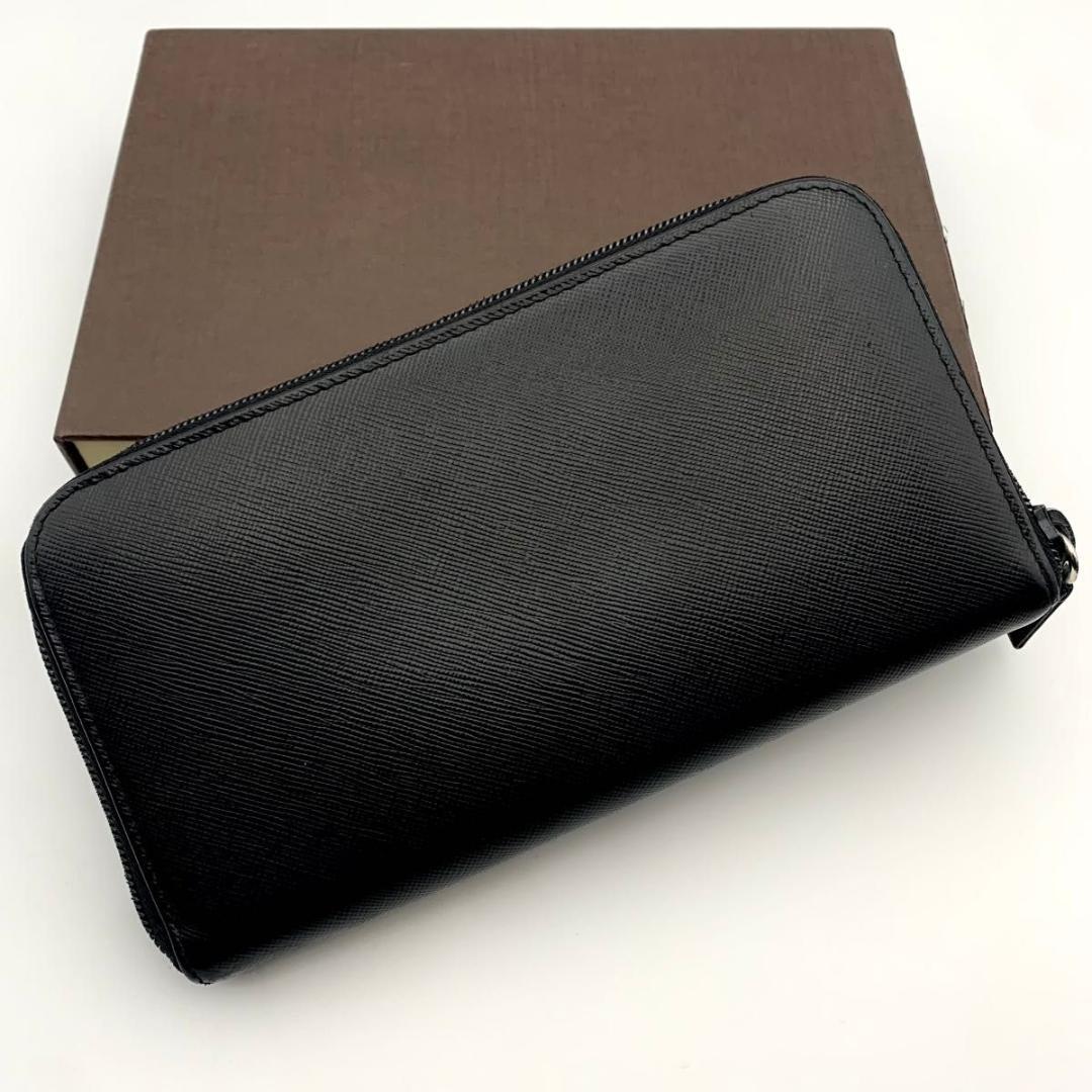 鑑定済み プラダ 長財布 ラウンドファスナー サフィアーノ 三角プレート 革 黒
