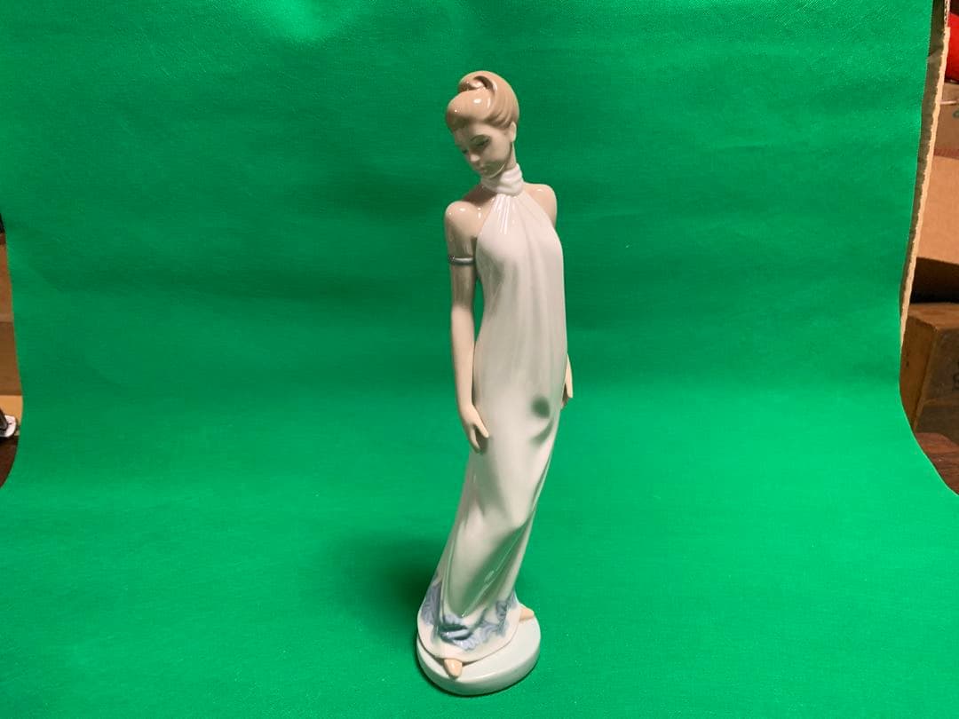 ナオ Nao リヤドロ 人形 エレガンス 1205