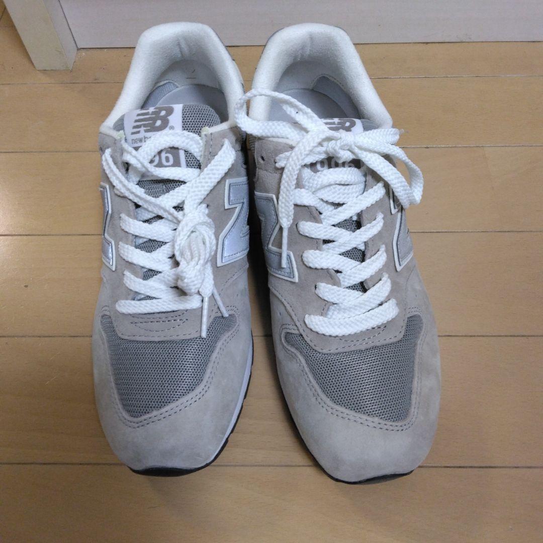 【専用です】New Balance 996 スニーカー ベージュ　グレー