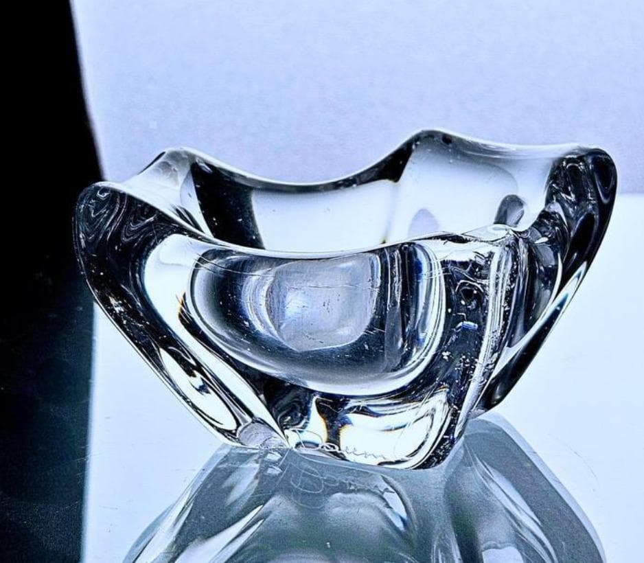 ドームナンシー 三角形のアッシュトレイ 【1900年前後】木の葉型