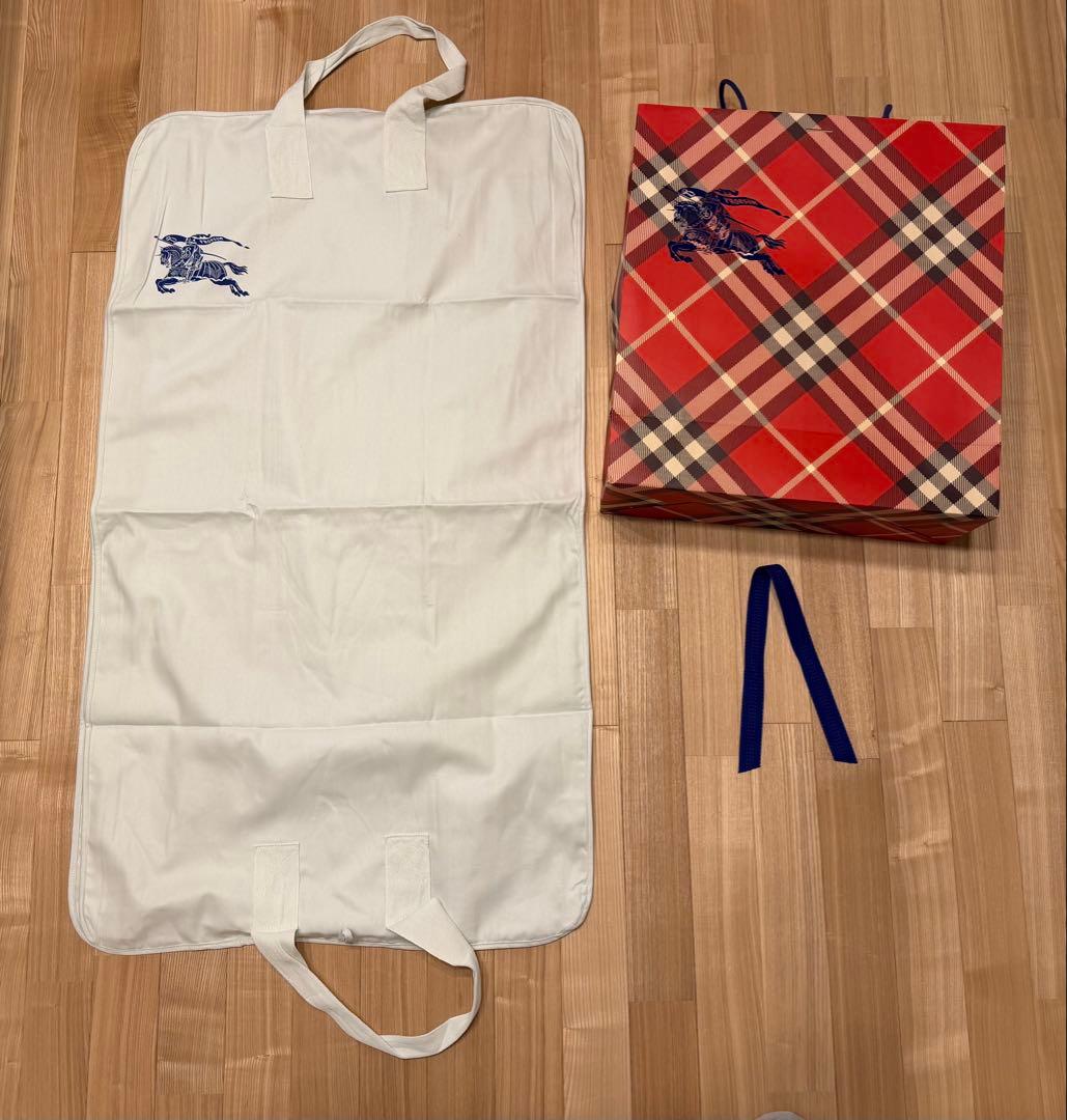 Burberry ガーメントケース　ショップ袋　大　リボン付き　美品