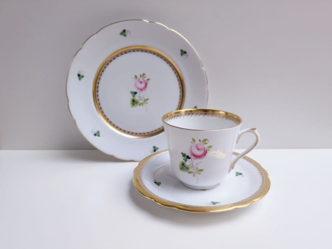 ✩希少品✩ヘレンド　ウィーンの薔薇　ゴールド　トリオ