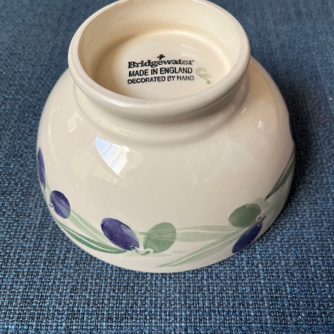 エマ・ブリッジウォーター　 オリーブ柄 カップ　カフェオレボウル　プレート