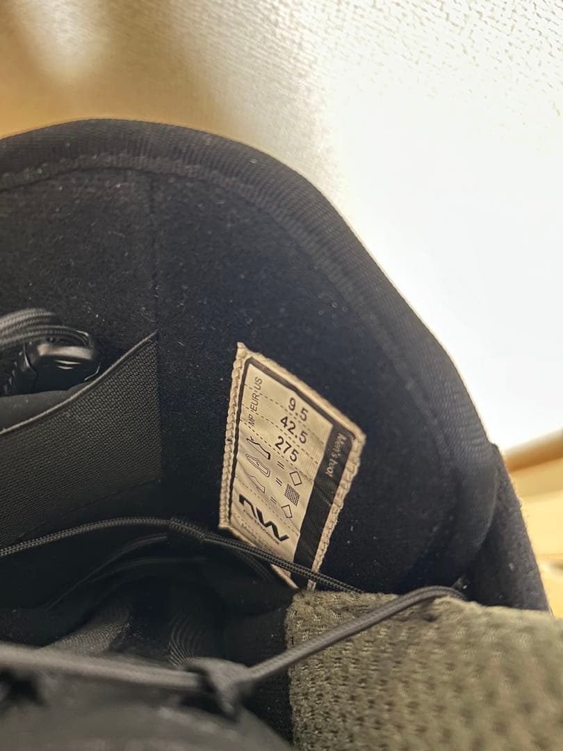 ノースウェーブ スノーボードブーツ 27.5 今季 美品 2025年購入