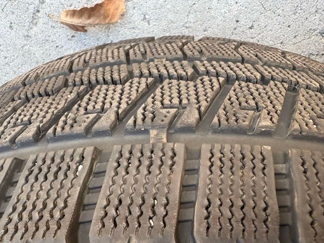 送料無料　245/45R19 スタッドレス　ANTARES GRIP WP 4本