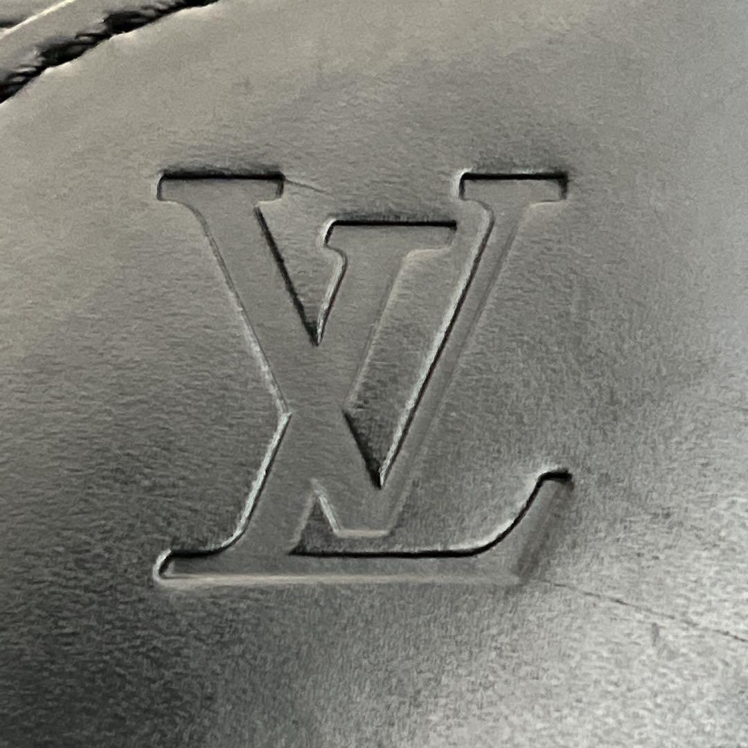 ルイヴィトン　マドレーヌGM トートバッグ　肩掛け可　A4収納可　エピ　ブラック