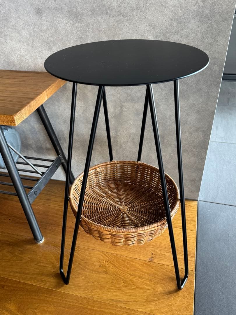 イデー IDÉE WALLABY SIDE TABLE ワラビー サイドテーブル