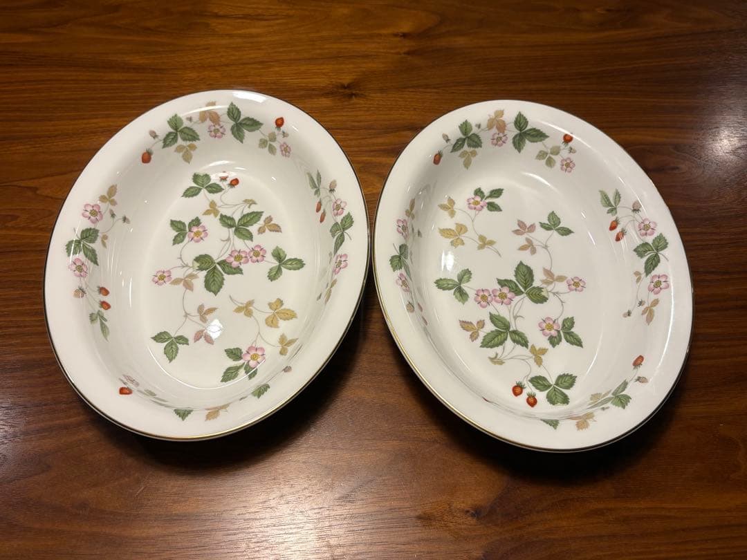 ウェッジウッドワイルドストロベリー オープンベジタブルディッシュ　2枚組