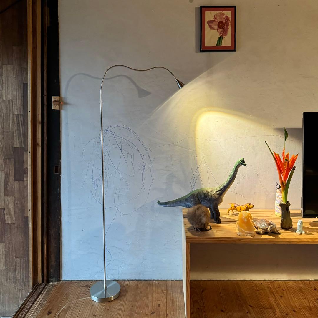 フロアランプ 読書灯 IKEA イケア 照明器具 ポストモダン スペースエイジ