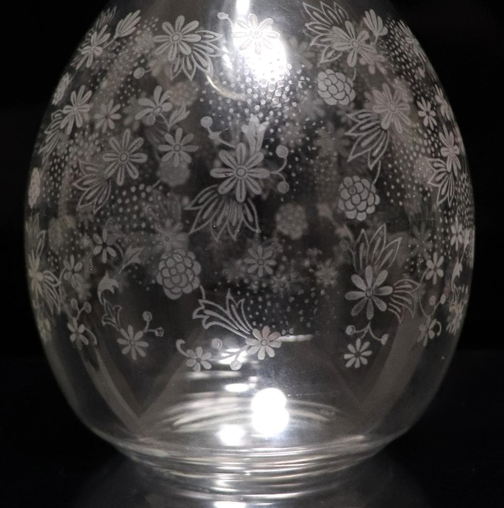 オールド・バカラ ジョルジュ・シュヴァリエ作 大型 デカンタエリザベート