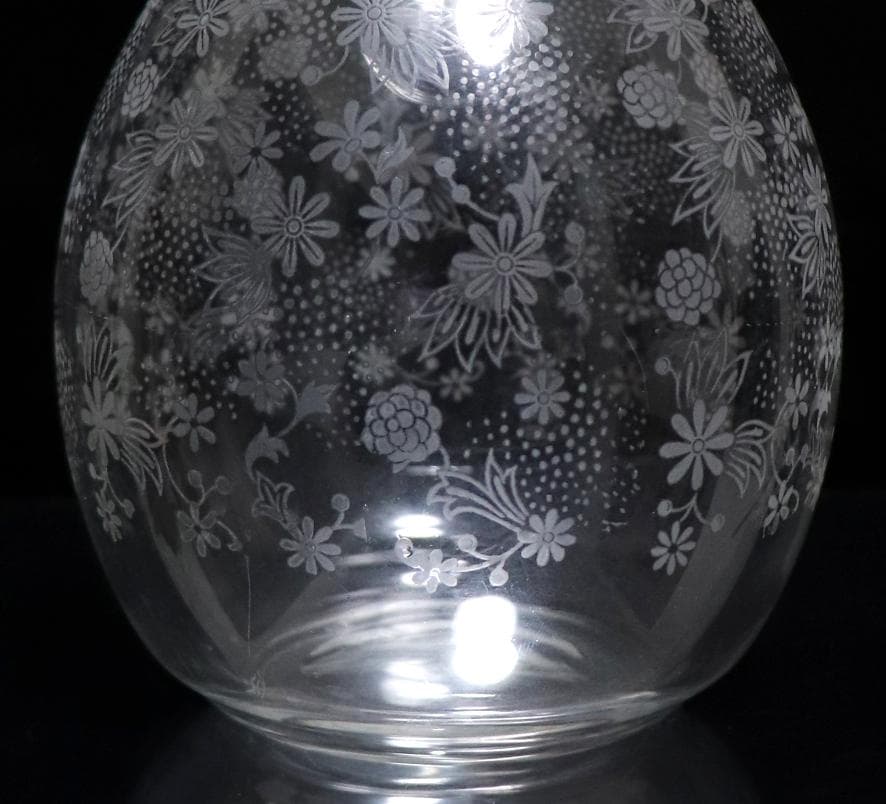 オールド・バカラ ジョルジュ・シュヴァリエ作 大型 デカンタエリザベート