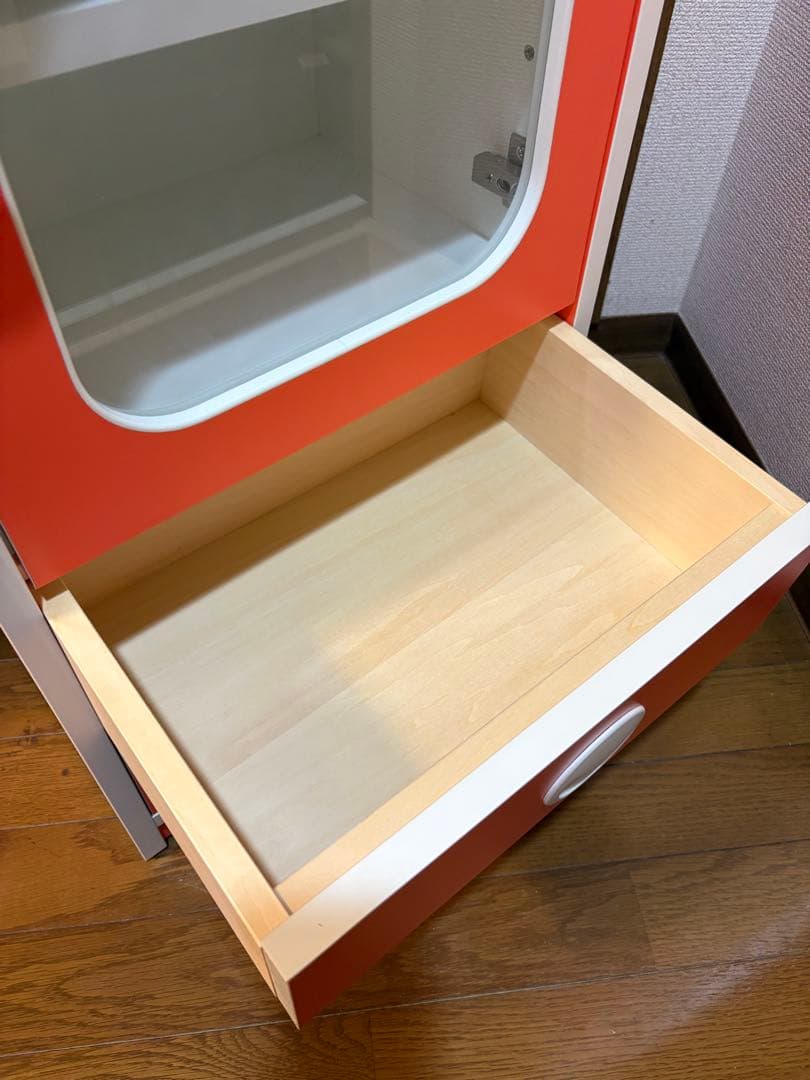 昭和レトロ　オレンジ色の棚