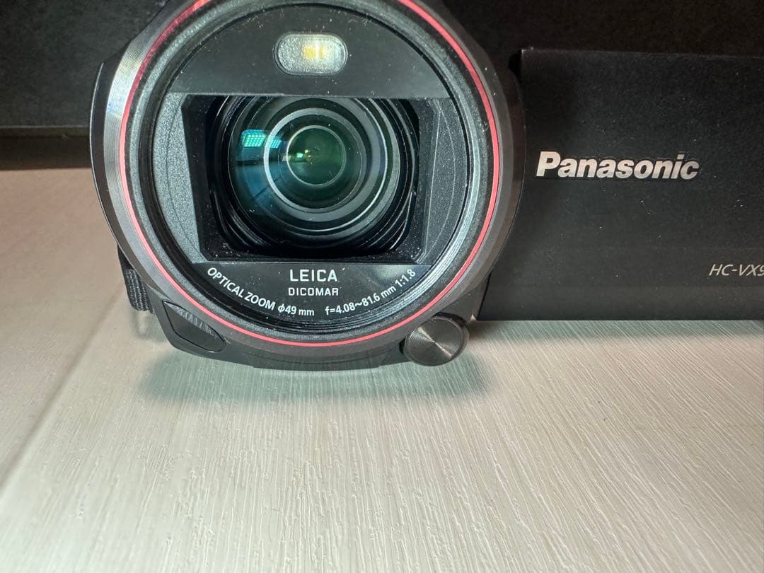 【美品】パナソニック 4Kビデオカメラ HC-VX985M