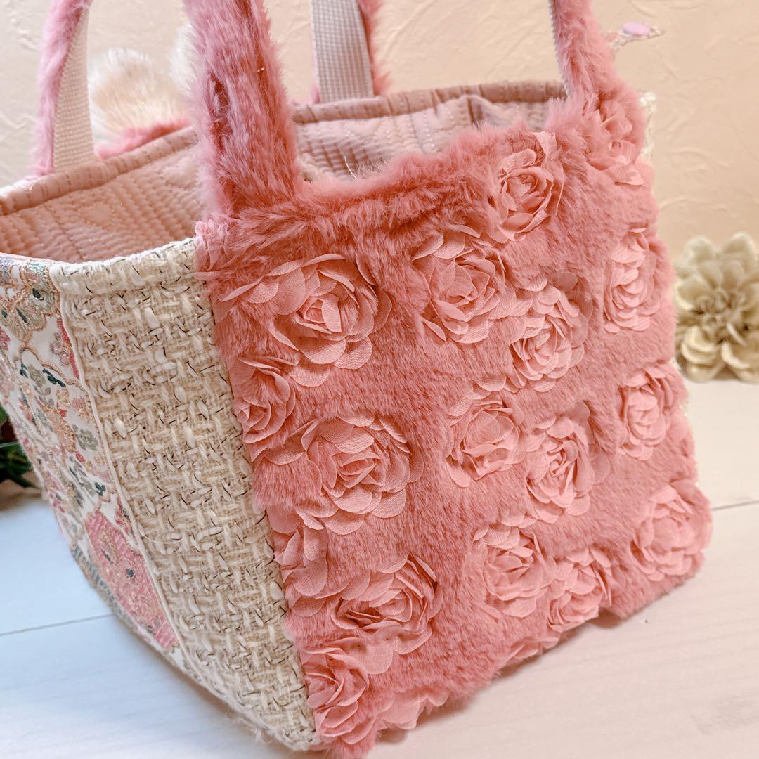 ☆*☆様 コヤンイサムチョン♡新作♡薔薇ファー×インド刺繍ルミちゃんのキューブト